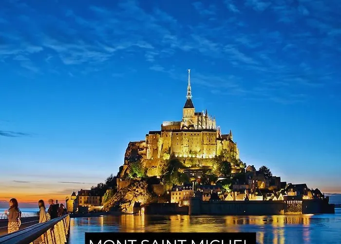 Maison En Pierre Au Milieu Du Bocage *