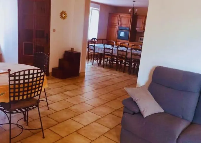 Dom wakacyjny Maison En Pierre Au Milieu Du Bocage *